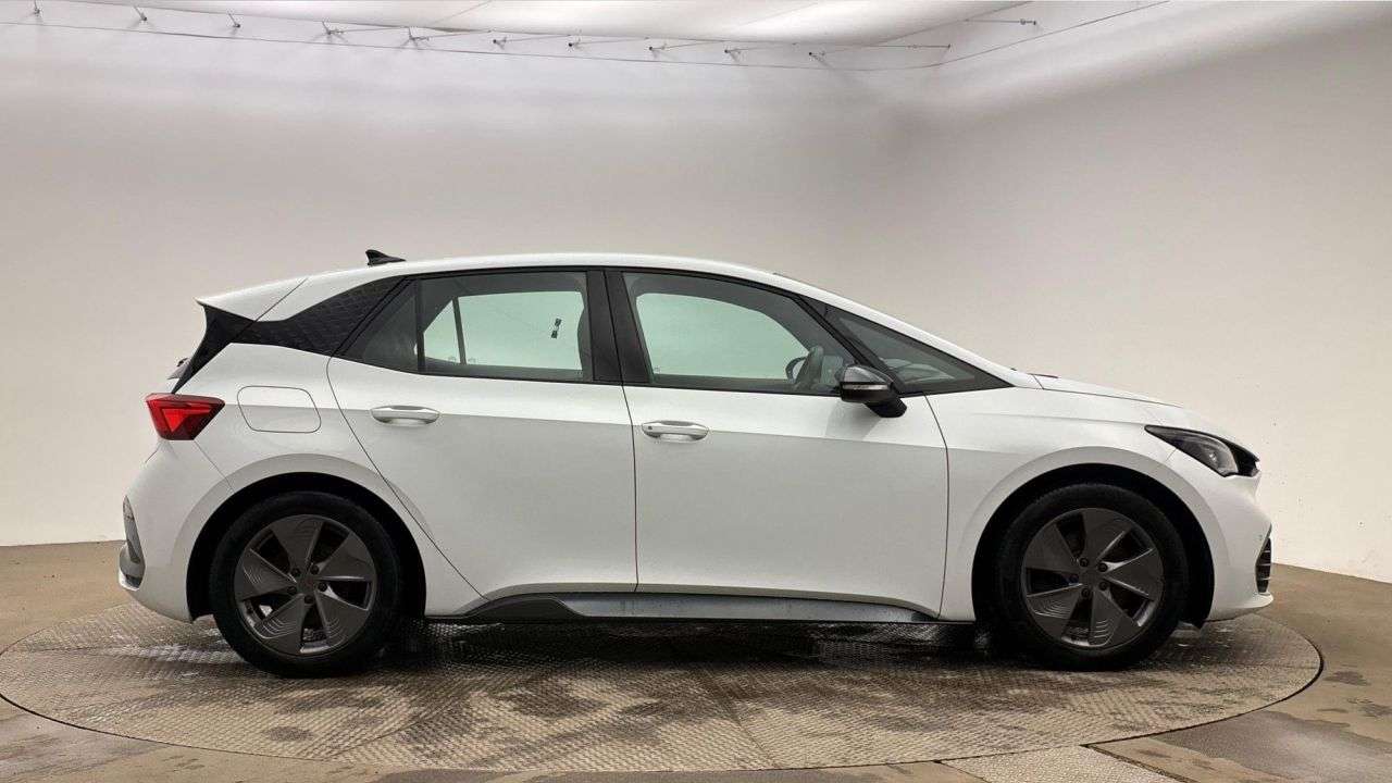 A 2022 CUPRA BORN 58kWh V1 Hatchback 5dr Electric Auto (204 ps) A 2022 CUPRA BORN 58kWh V1 Hatchback 5dr Electric Auto (204 ps)