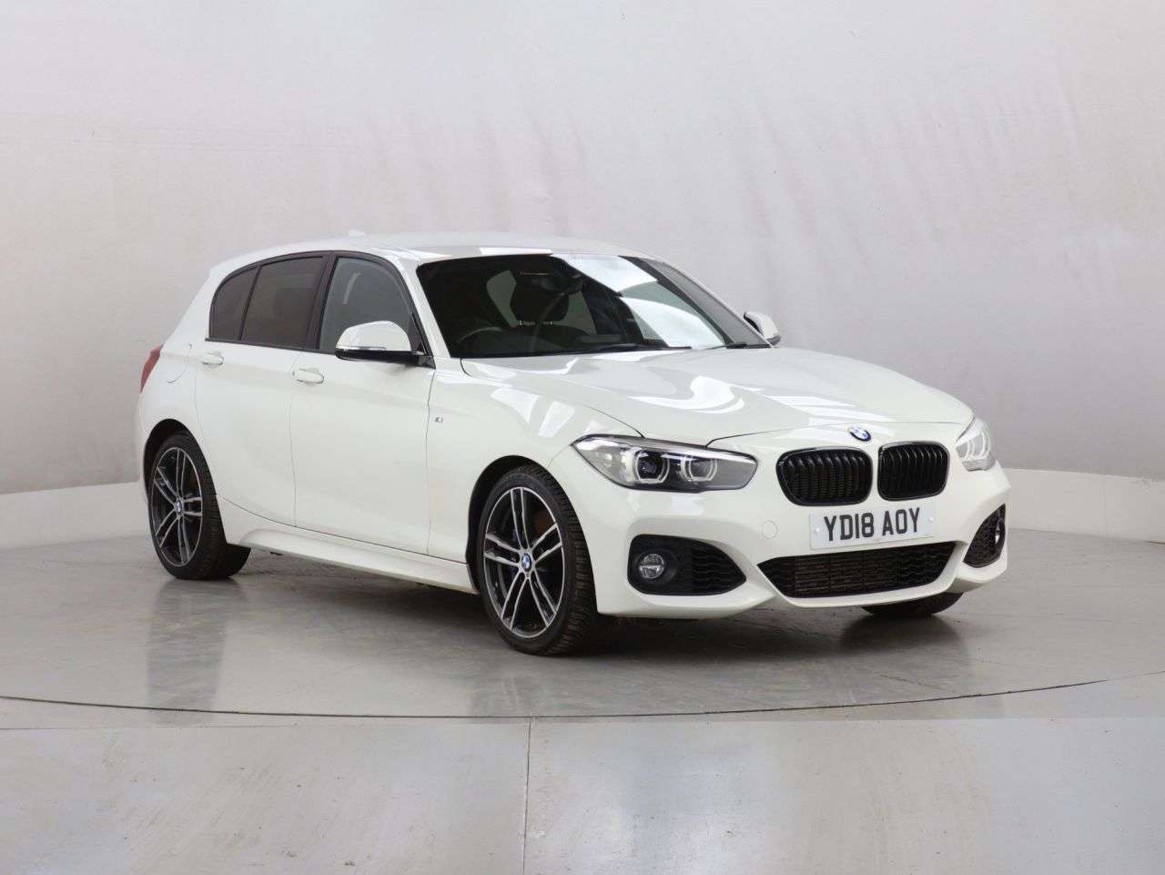 A 2018 BMW 1 SERIES 1.5 118i M Sport Shadow Edition Hatchback 5dr Petrol Auto Euro 6 (s/s) (136 A 2018 BMW 1 SERIES 1.5 118i M Sport Shadow Edition Hatchback 5dr Petrol Auto Euro 6 (s/s) (136