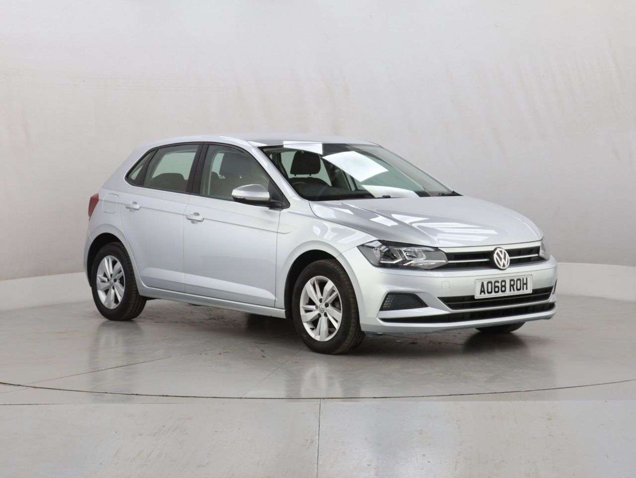 A 2018 VOLKSWAGEN POLO 1.0 EVO SE Hatchback 5dr Petrol Manual Euro 6 (s/s) (65 ps) A 2018 VOLKSWAGEN POLO 1.0 EVO SE Hatchback 5dr Petrol Manual Euro 6 (s/s) (65 ps)