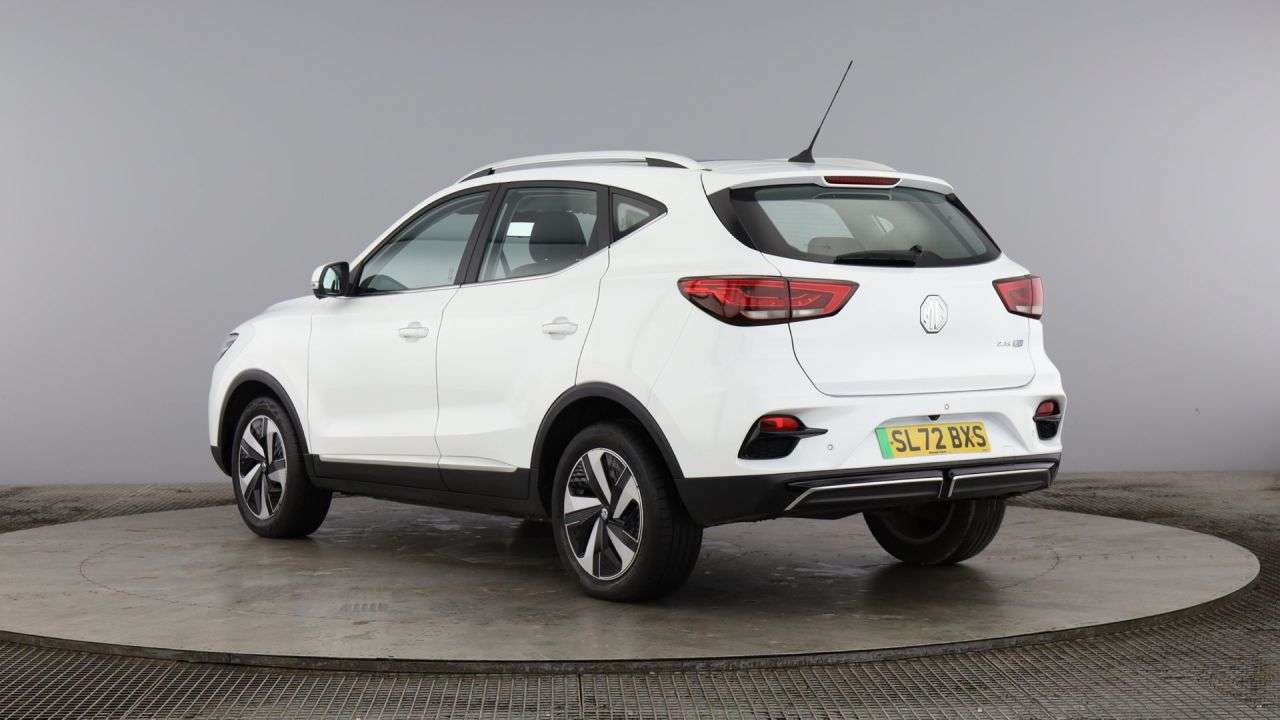 A 2022 MG MG ZS 72.6kWh Trophy Long Range SUV 5dr Electric Auto (156 ps) A 2022 MG MG ZS 72.6kWh Trophy Long Range SUV 5dr Electric Auto (156 ps)