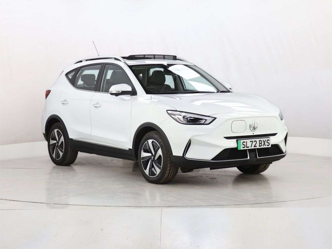 A 2022 MG MG ZS 72.6kWh Trophy Long Range SUV 5dr Electric Auto (156 ps) A 2022 MG MG ZS 72.6kWh Trophy Long Range SUV 5dr Electric Auto (156 ps)