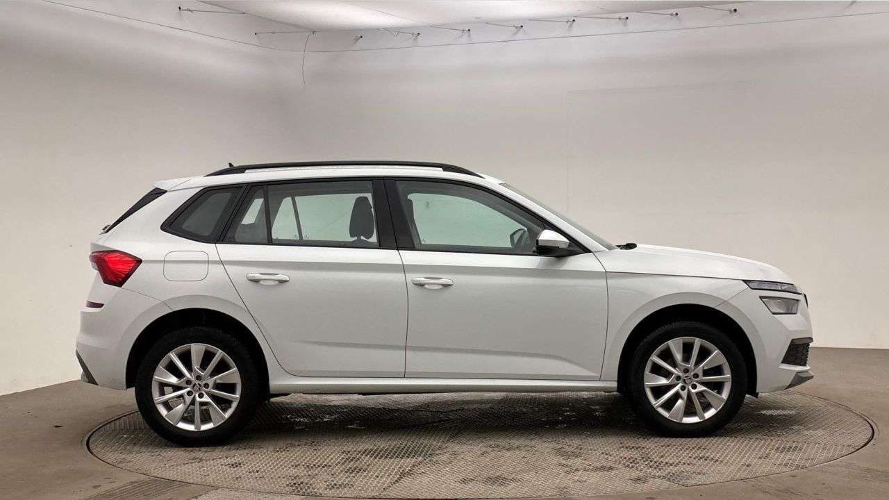 A 2022 SKODA KAMIQ 1.0 TSI SE SUV 5dr Petrol DSG Euro 6 (s/s) (110 ps) A 2022 SKODA KAMIQ 1.0 TSI SE SUV 5dr Petrol DSG Euro 6 (s/s) (110 ps)