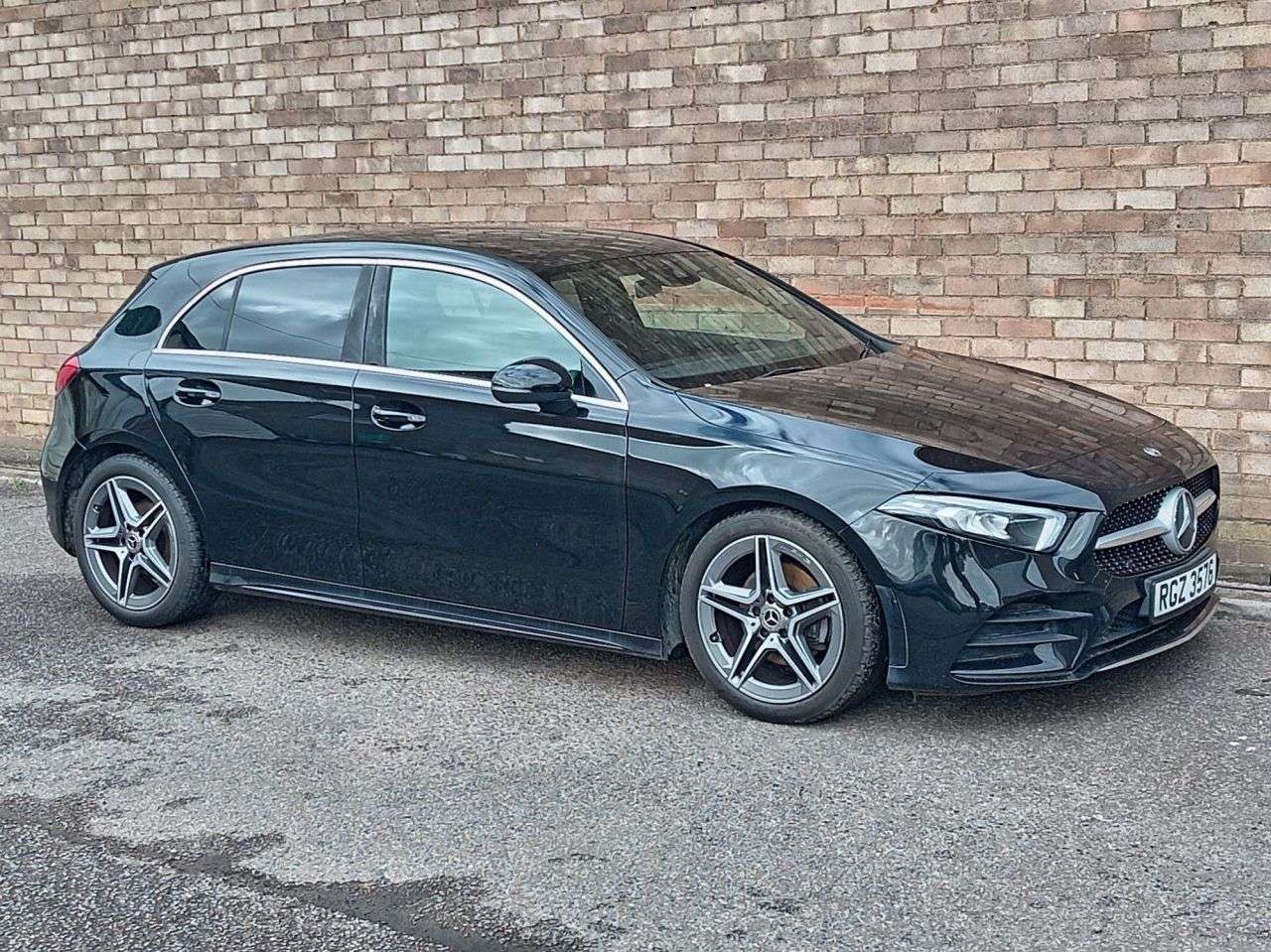 A 2020 MERCEDES-BENZ A CLASS 1.3 A180 AMG Line Hatchback 5dr Petrol Manual Euro 6 (s/s) (136 ps) A 2020 MERCEDES-BENZ A CLASS 1.3 A180 AMG Line Hatchback 5dr Petrol Manual Euro 6 (s/s) (136 ps)