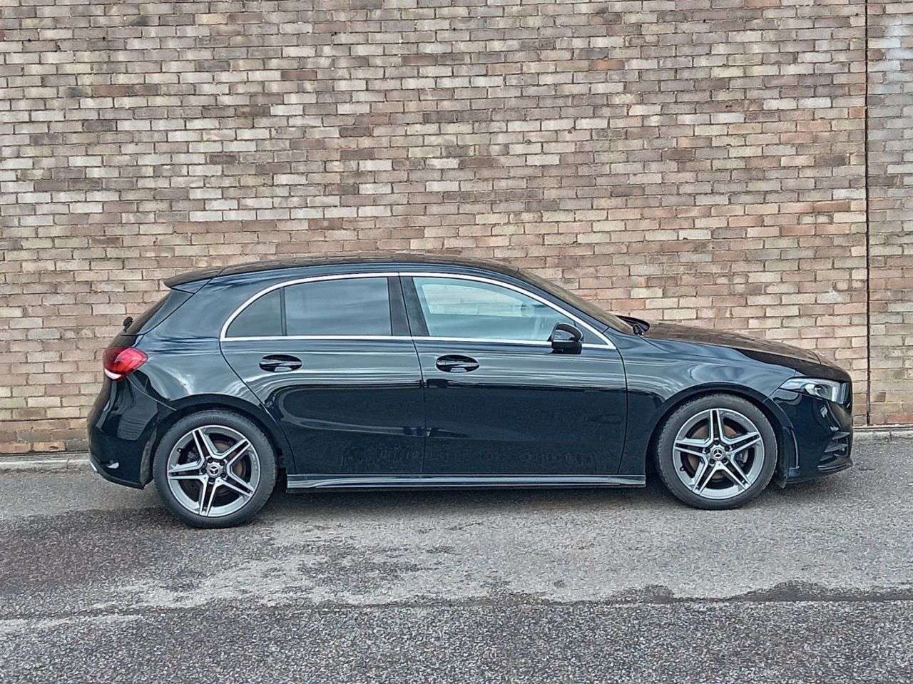 A 2020 MERCEDES-BENZ A CLASS 1.3 A180 AMG Line Hatchback 5dr Petrol Manual Euro 6 (s/s) (136 ps) A 2020 MERCEDES-BENZ A CLASS 1.3 A180 AMG Line Hatchback 5dr Petrol Manual Euro 6 (s/s) (136 ps)