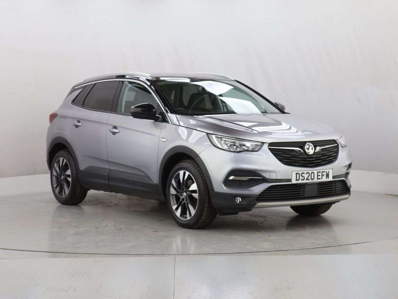 A 2020 VAUXHALL GRANDLAND X 1.2 Turbo SRi Nav SUV 5dr Petrol Auto Euro 6 (s/s) (130 ps) A 2020 VAUXHALL GRANDLAND X 1.2 Turbo SRi Nav SUV 5dr Petrol Auto Euro 6 (s/s) (130 ps)