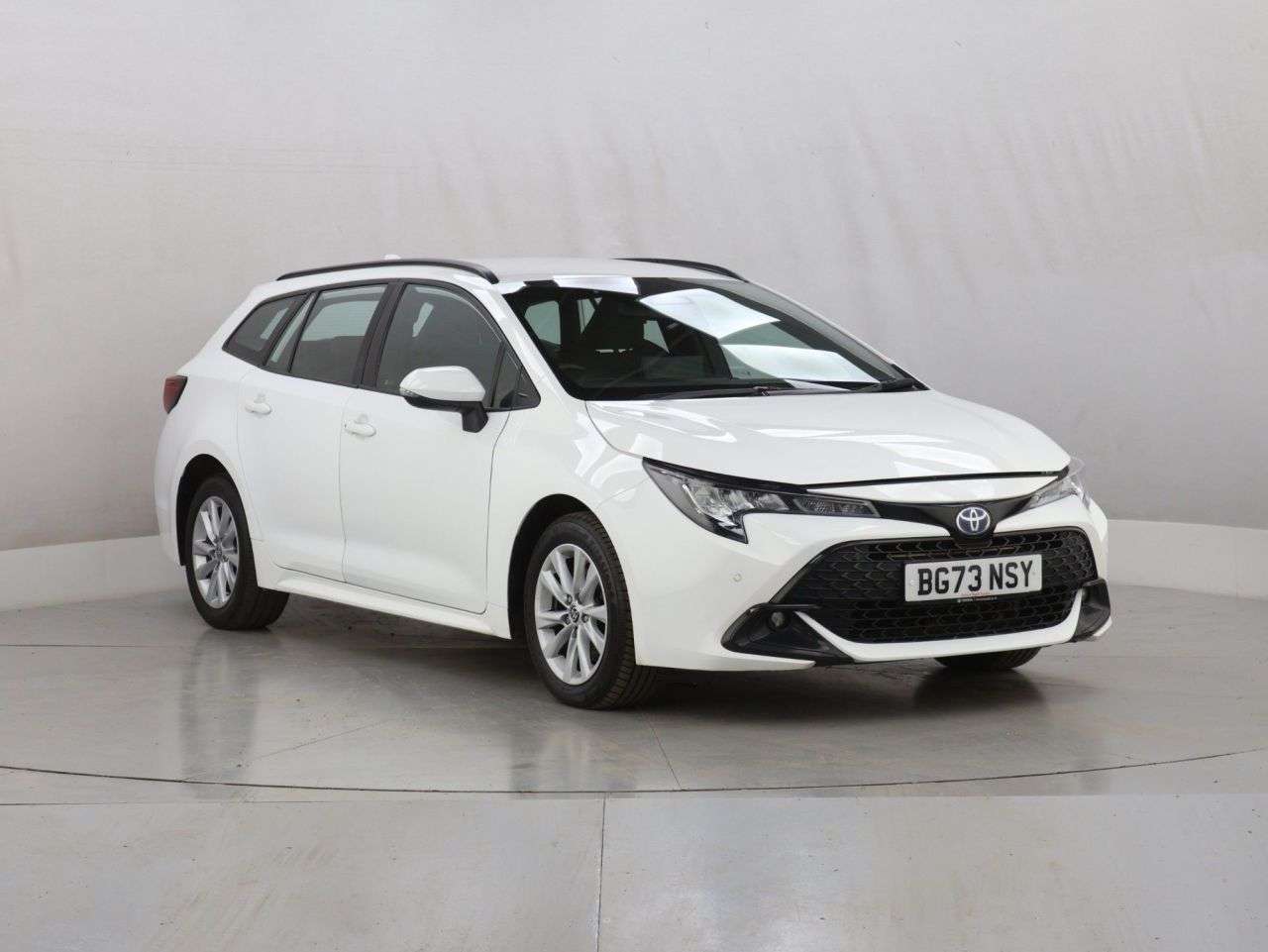 A 2023 TOYOTA COROLLA 1.8 VVT-h Icon Touring Sports 5dr Petrol Hybrid CVT Euro 6 (s/s) (140 ps) A 2023 TOYOTA COROLLA 1.8 VVT-h Icon Touring Sports 5dr Petrol Hybrid CVT Euro 6 (s/s) (140 ps)