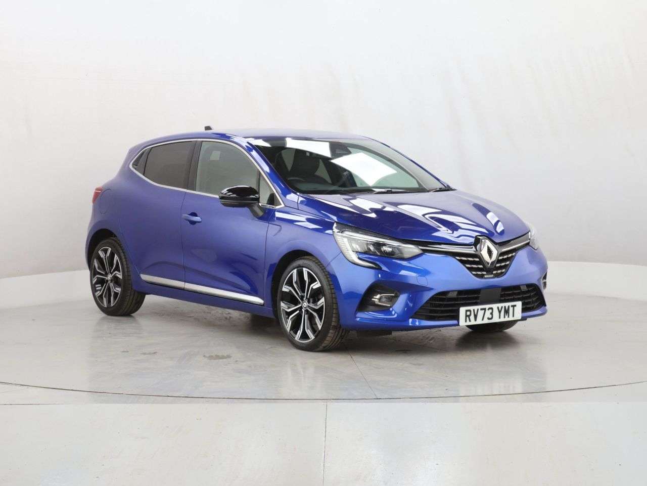 A 2023 RENAULT CLIO 1.0 TCe Techno Hatchback 5dr Petrol Manual Euro 6 (s/s) (90 ps) A 2023 RENAULT CLIO 1.0 TCe Techno Hatchback 5dr Petrol Manual Euro 6 (s/s) (90 ps)