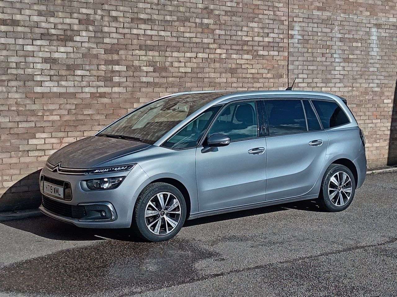 A 2019 CITROEN GRAND C4 SPACETOURER 1.2 PureTech GPF Flair MPV 5dr Petrol Manual Euro 6 (s/s) (130 ps) A 2019 CITROEN GRAND C4 SPACETOURER 1.2 PureTech GPF Flair MPV 5dr Petrol Manual Euro 6 (s/s) (130 ps)