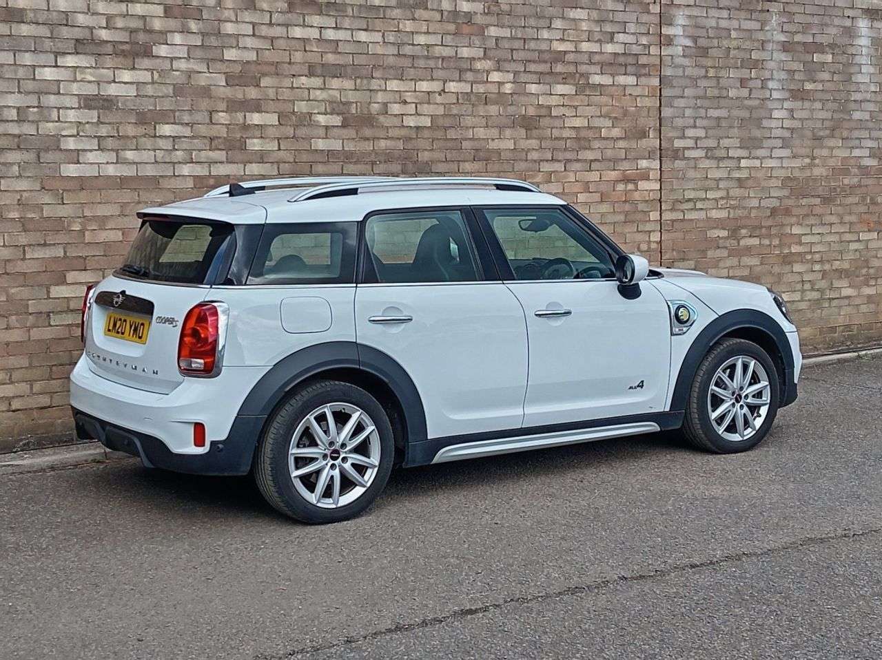 A 2020 MINI COUNTRYMAN 1.5 10kWh Cooper SE Sport SUV 5dr Petrol Plug-in Hybrid Auto ALL4 Euro 6 (s A 2020 MINI COUNTRYMAN 1.5 10kWh Cooper SE Sport SUV 5dr Petrol Plug-in Hybrid Auto ALL4 Euro 6 (s
