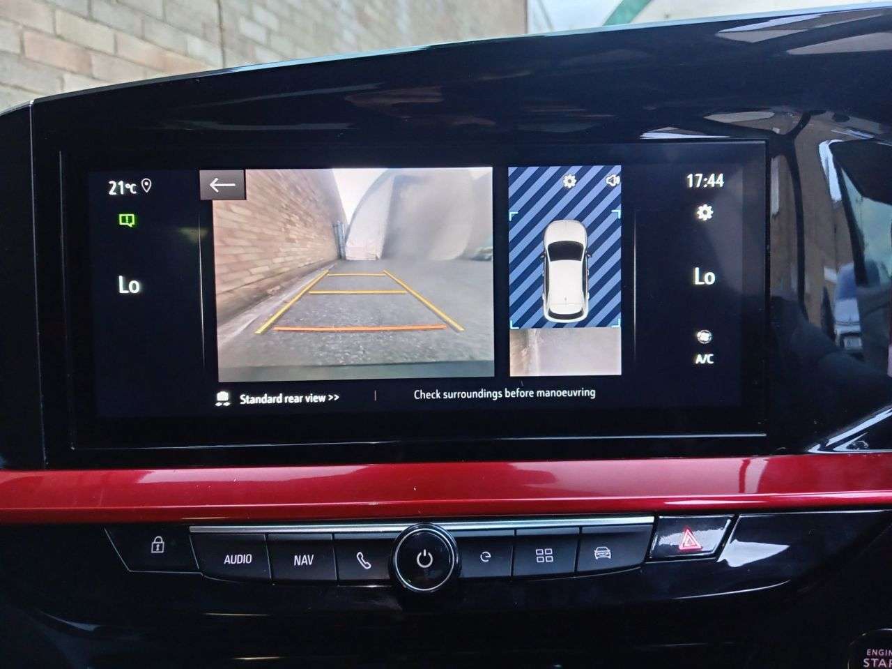 A 2024 VAUXHALL MOKKA ELECTRIC 50kWh GS SUV 5dr Electric Auto (136 ps) A 2024 VAUXHALL MOKKA ELECTRIC 50kWh GS SUV 5dr Electric Auto (136 ps)
