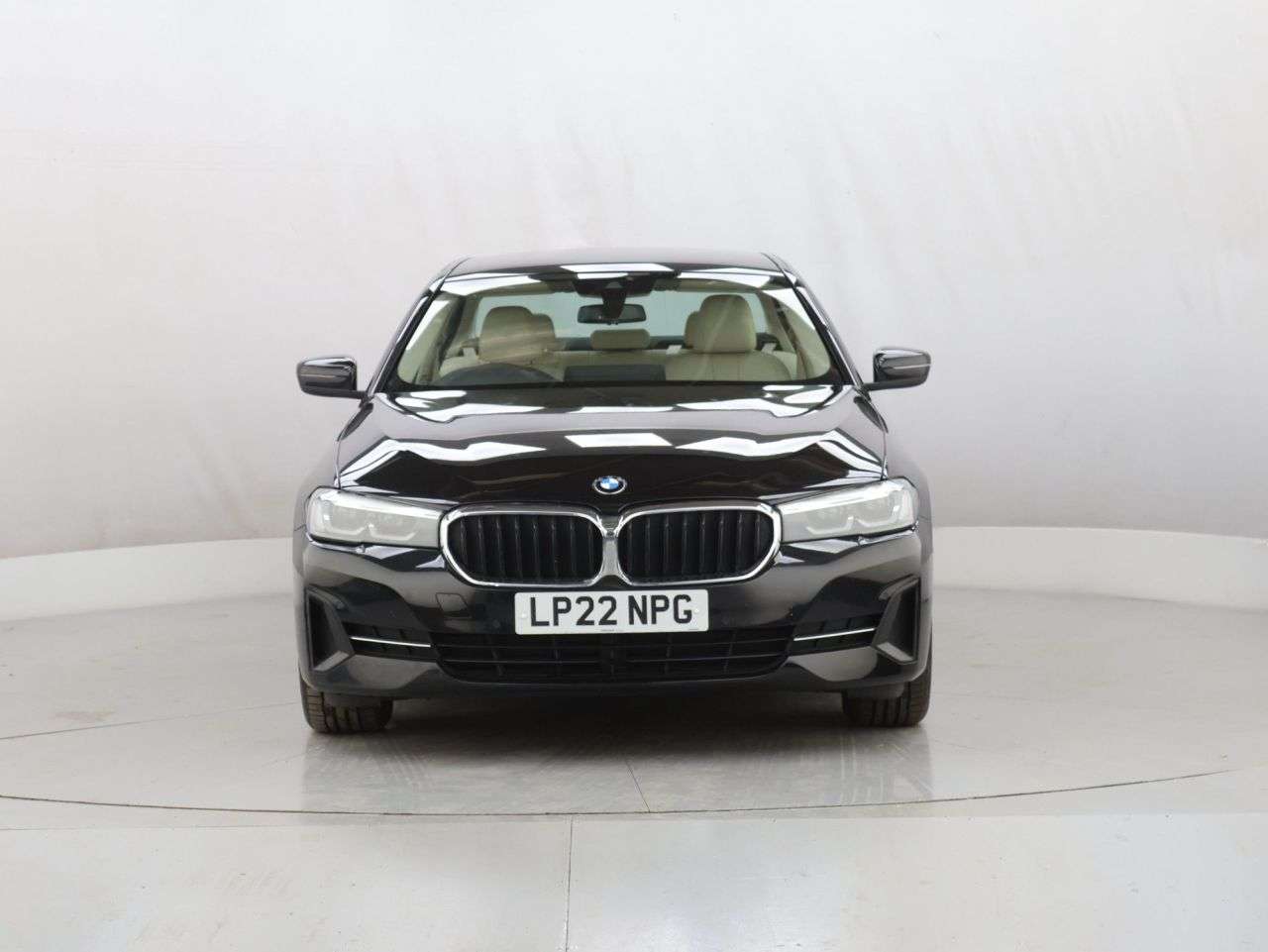 A 2022 BMW 5 SERIES 2.0 520d MHT SE Saloon 4dr Diesel Hybrid Steptronic Euro 6 (s/s) (190 ps) A 2022 BMW 5 SERIES 2.0 520d MHT SE Saloon 4dr Diesel Hybrid Steptronic Euro 6 (s/s) (190 ps)