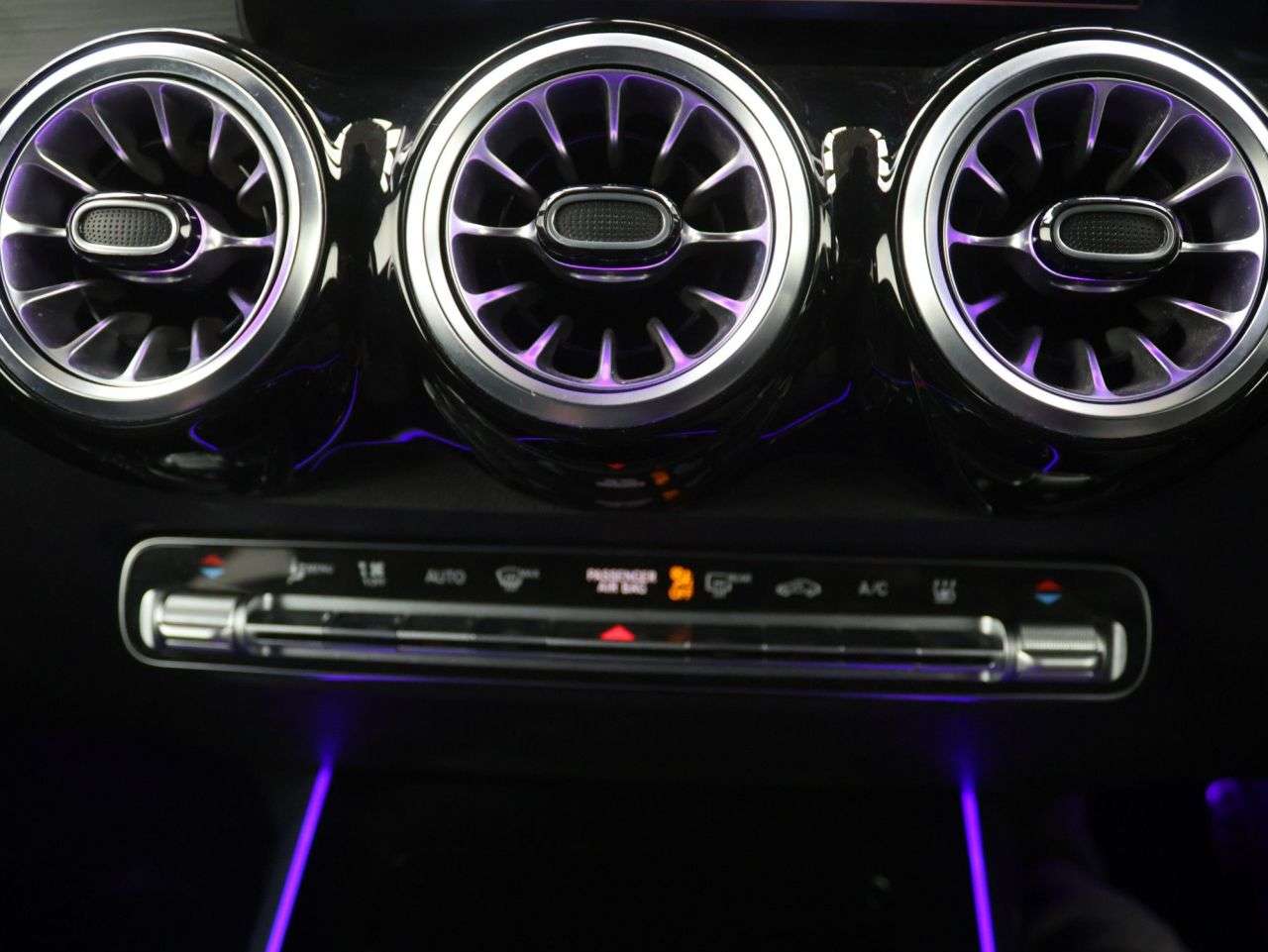 2022 MERCEDES-BENZ EQB 2022 MERCEDES-BENZ EQB