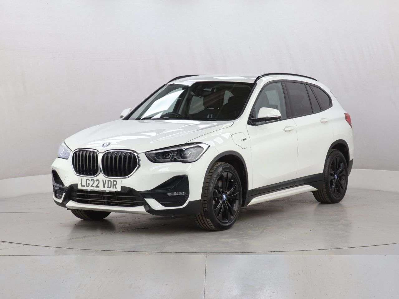 A 2022 BMW X1 1.5 25e 10kWh Sport SUV 5dr Petrol Plug-in Hybrid Auto xDrive Euro 6 (s/s) A 2022 BMW X1 1.5 25e 10kWh Sport SUV 5dr Petrol Plug-in Hybrid Auto xDrive Euro 6 (s/s)
