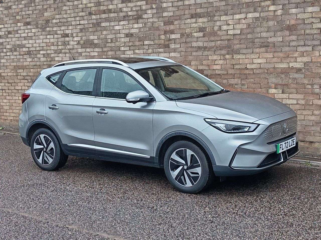 A 2022 MG MG ZS 72.6kWh Trophy Connect Long Range SUV 5dr Electric Auto (156 ps) A 2022 MG MG ZS 72.6kWh Trophy Connect Long Range SUV 5dr Electric Auto (156 ps)
