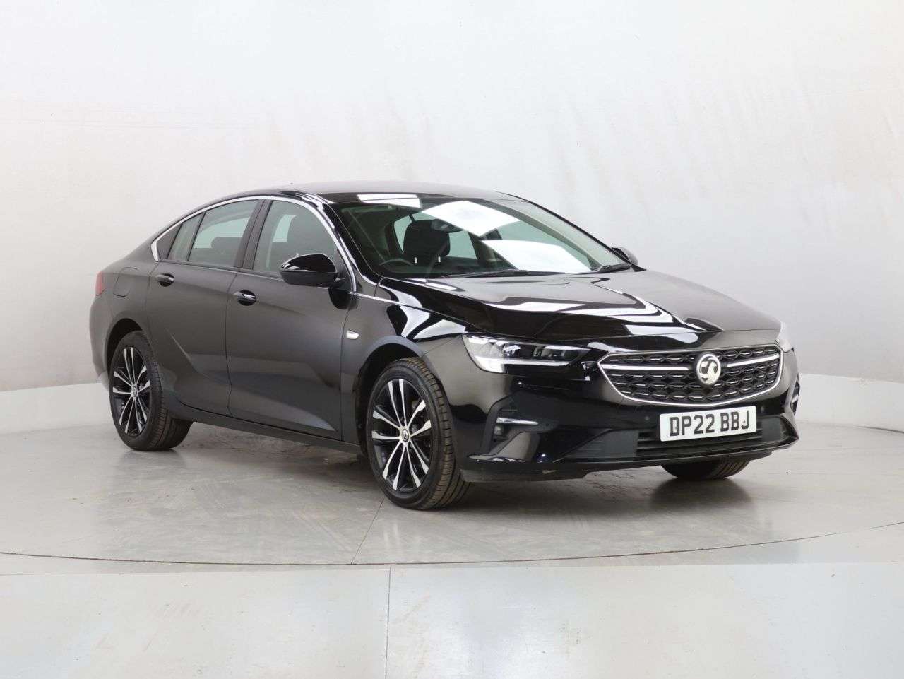 A 2022 VAUXHALL INSIGNIA 1.5 Turbo D Design Grand Sport 5dr Diesel Manual Euro 6 (s/s) (122 ps) A 2022 VAUXHALL INSIGNIA 1.5 Turbo D Design Grand Sport 5dr Diesel Manual Euro 6 (s/s) (122 ps)