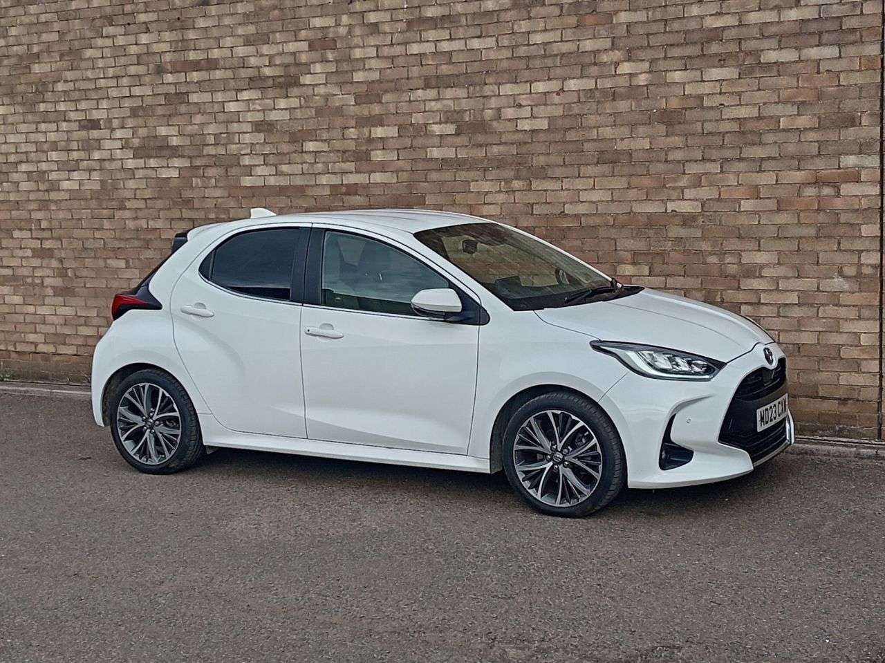 A 2023 TOYOTA YARIS 1.5 VVT-h Excel Hatchback 5dr Petrol Hybrid E-CVT Euro 6 (s/s) (116 ps) A 2023 TOYOTA YARIS 1.5 VVT-h Excel Hatchback 5dr Petrol Hybrid E-CVT Euro 6 (s/s) (116 ps)
