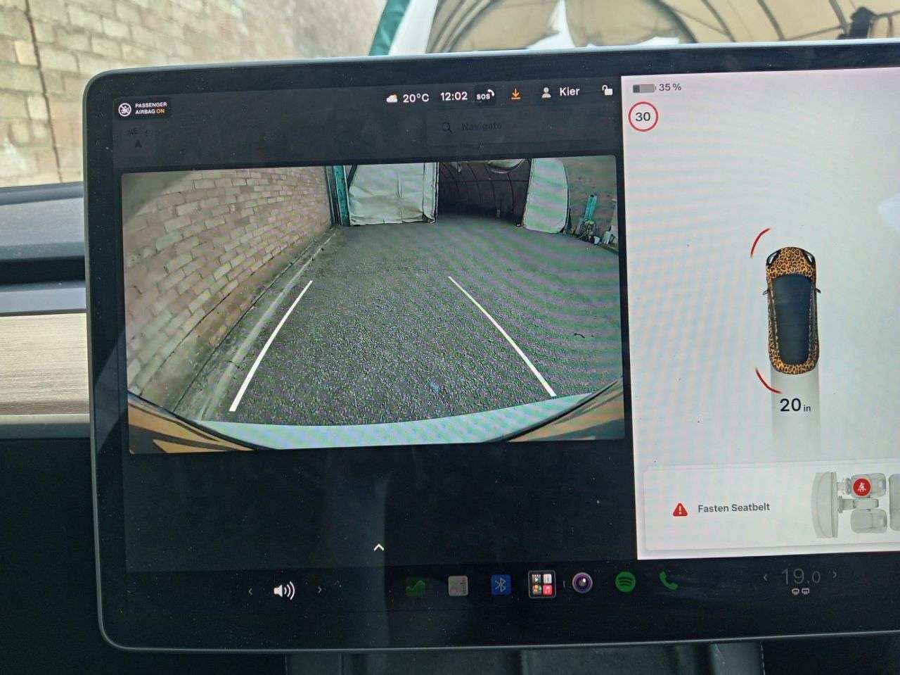 A 2020 TESLA MODEL 3 Standard Range Plus Saloon 4dr Electric Auto RWD (241 bhp) A 2020 TESLA MODEL 3 Standard Range Plus Saloon 4dr Electric Auto RWD (241 bhp)