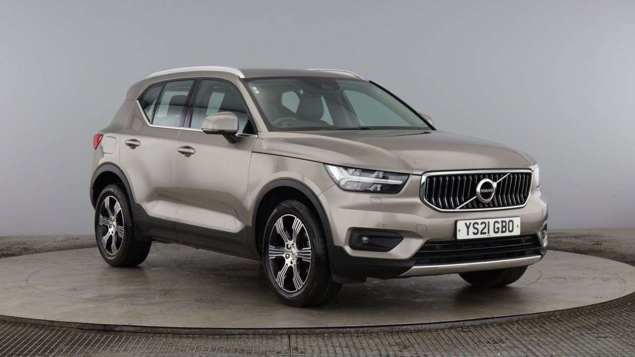 A 2021 VOLVO XC40 1.5 T3 Inscription SUV 5dr Petrol Manual Euro 6 (s/s) (163 ps) A 2021 VOLVO XC40 1.5 T3 Inscription SUV 5dr Petrol Manual Euro 6 (s/s) (163 ps)