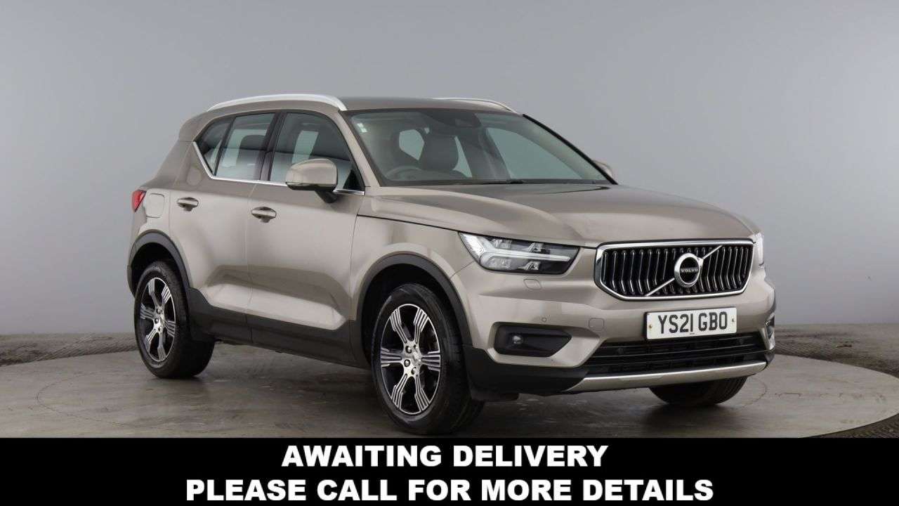 A 2021 VOLVO XC40 1.5 T3 Inscription SUV 5dr Petrol Manual Euro 6 (s/s) (163 ps) A 2021 VOLVO XC40 1.5 T3 Inscription SUV 5dr Petrol Manual Euro 6 (s/s) (163 ps)