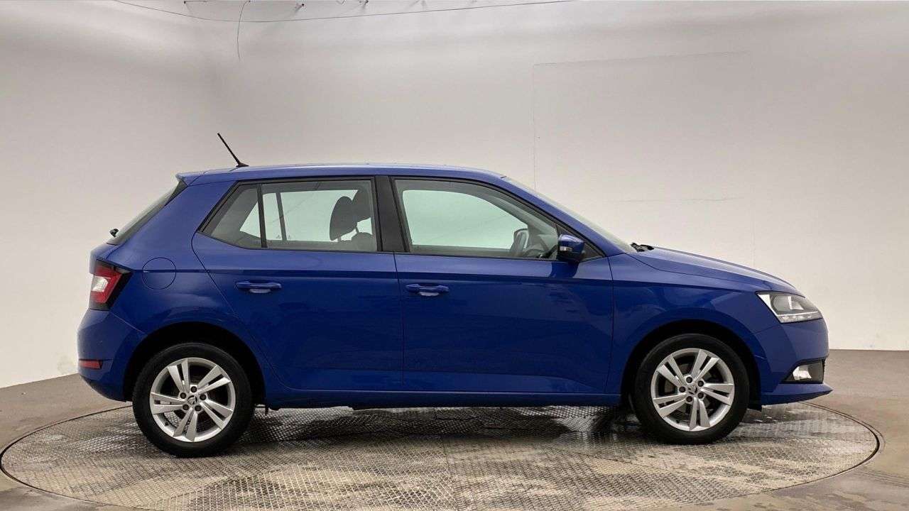 A 2021 SKODA FABIA 1.0 SE Hatchback 5dr Petrol Manual Euro 6 (s/s) (60 ps) A 2021 SKODA FABIA 1.0 SE Hatchback 5dr Petrol Manual Euro 6 (s/s) (60 ps)