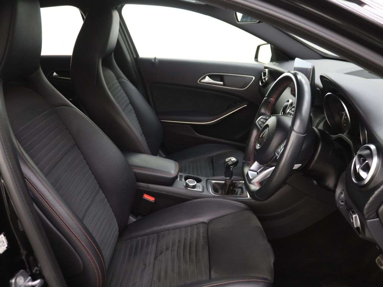 2018 MERCEDES-BENZ A CLASS 2018 MERCEDES-BENZ A CLASS