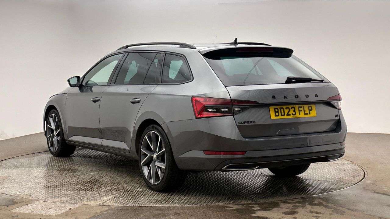 A 2023 SKODA SUPERB 1.4 TSI iV 13kWh SportLine Plus Estate 5dr Petrol Plug-in Hybrid DSG Euro 6 A 2023 SKODA SUPERB 1.4 TSI iV 13kWh SportLine Plus Estate 5dr Petrol Plug-in Hybrid DSG Euro 6