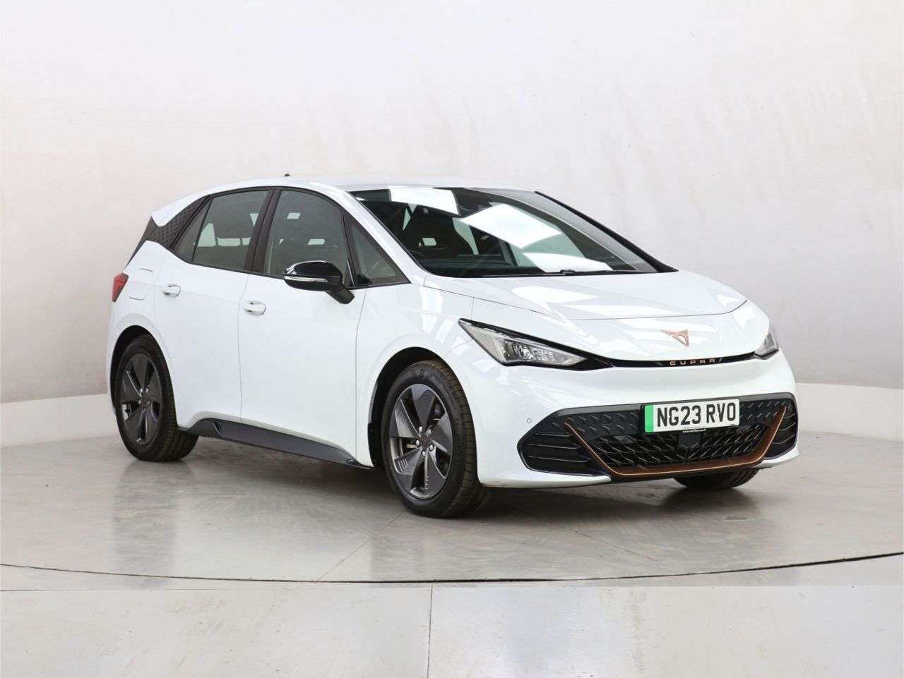 A 2023 CUPRA BORN 58kWh V1 Hatchback 5dr Electric Auto (204 ps) A 2023 CUPRA BORN 58kWh V1 Hatchback 5dr Electric Auto (204 ps)