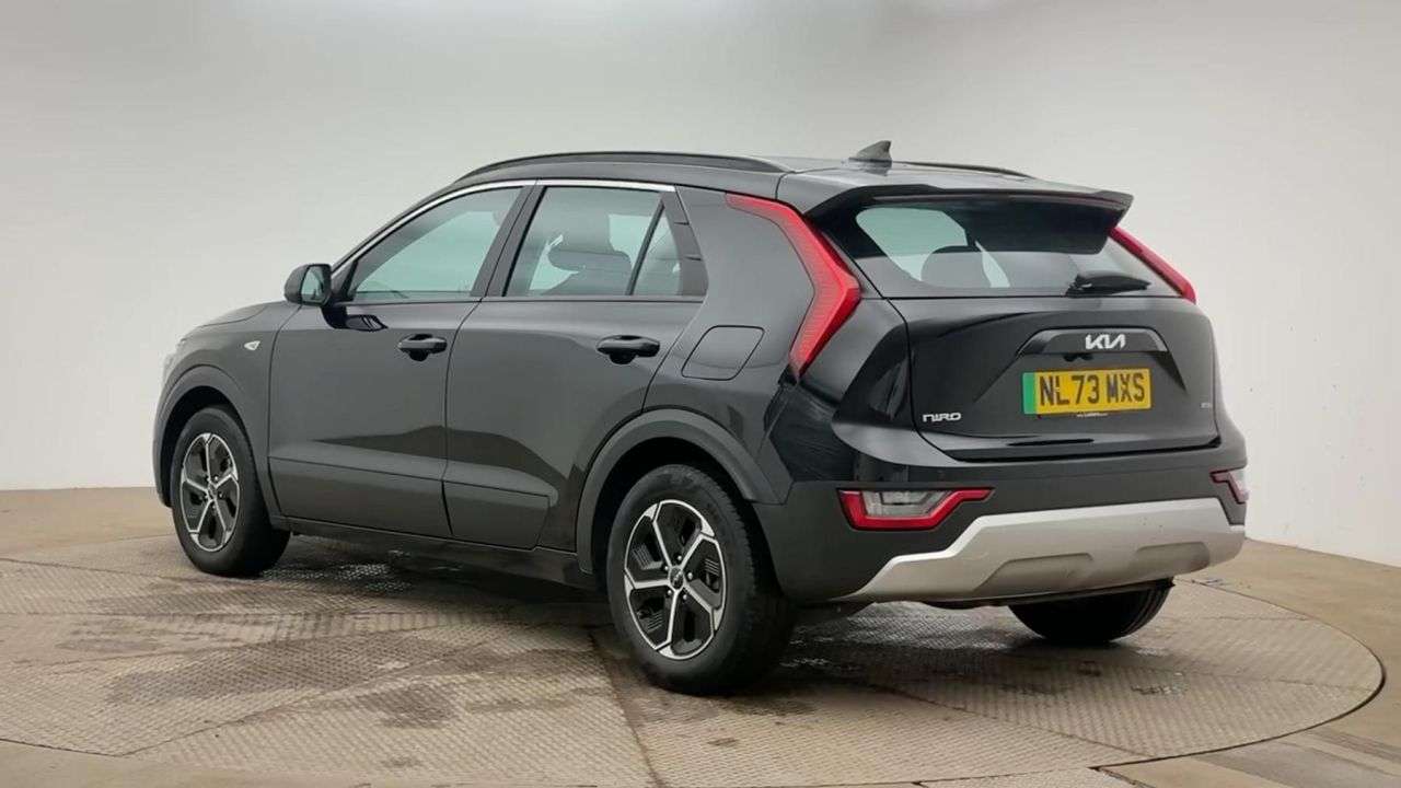 A 2023 KIA NIRO 1.6h GDi 2 SUV 5dr Petrol Hybrid DCT Euro 6 (s/s) (139 bhp) A 2023 KIA NIRO 1.6h GDi 2 SUV 5dr Petrol Hybrid DCT Euro 6 (s/s) (139 bhp)