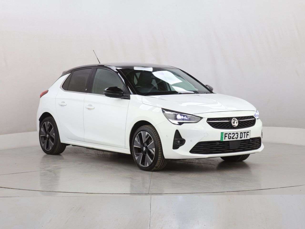 A 2023 VAUXHALL CORSA-E 50kWh Ultimate Hatchback 5dr Electric Auto (136 ps) A 2023 VAUXHALL CORSA-E 50kWh Ultimate Hatchback 5dr Electric Auto (136 ps)