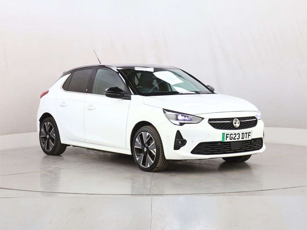 A 2023 VAUXHALL CORSA-E 50kWh Ultimate Hatchback 5dr Electric Auto (136 ps) A 2023 VAUXHALL CORSA-E 50kWh Ultimate Hatchback 5dr Electric Auto (136 ps)