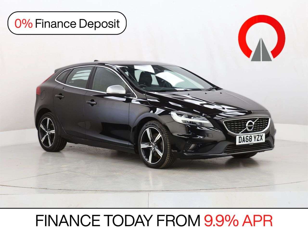 A 2018 VOLVO V40 2.0 T2 GPF R-Design Hatchback 5dr Petrol Manual Euro 6 (s/s) (122 ps) A 2018 VOLVO V40 2.0 T2 GPF R-Design Hatchback 5dr Petrol Manual Euro 6 (s/s) (122 ps)
