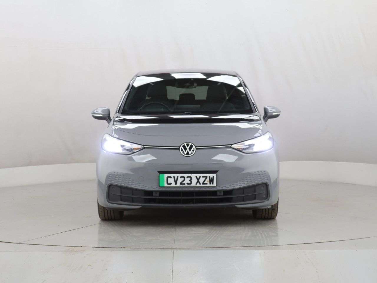 A 2023 VOLKSWAGEN ID3 Pro Performance 58kWh Life Hatchback 5dr Electric Auto (204 ps) A 2023 VOLKSWAGEN ID3 Pro Performance 58kWh Life Hatchback 5dr Electric Auto (204 ps)