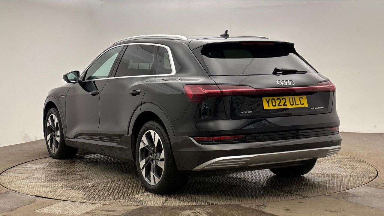 A 2022 AUDI E-TRON 55 Sport SUV 5dr Electric Auto quattro 95kWh (11kW Charger) (408 ps) A 2022 AUDI E-TRON 55 Sport SUV 5dr Electric Auto quattro 95kWh (11kW Charger) (408 ps)