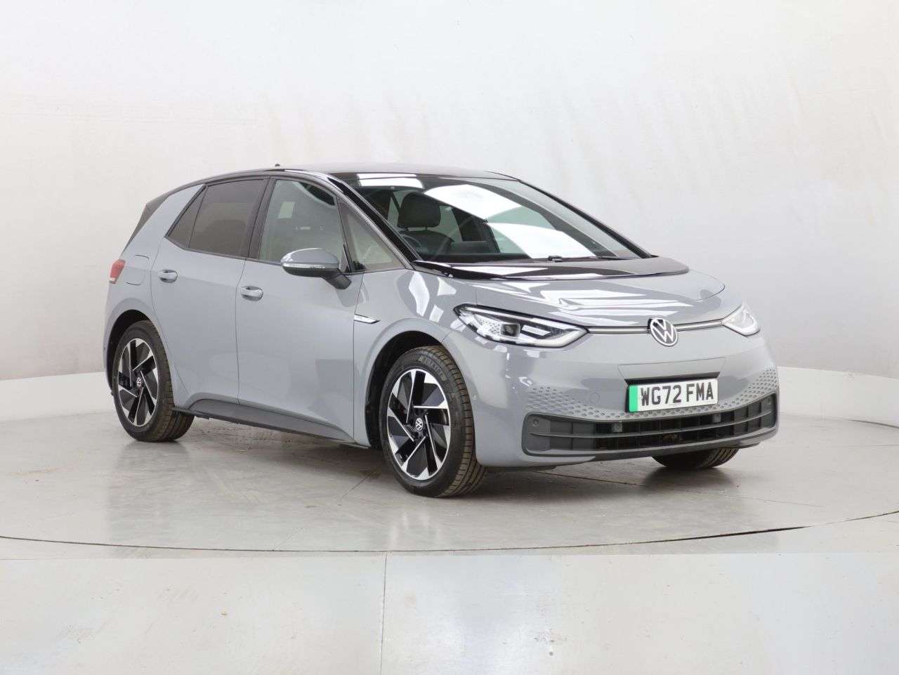 A 2022 VOLKSWAGEN ID3 Pro 58kWh Family Hatchback 5dr Electric Auto (145 ps) A 2022 VOLKSWAGEN ID3 Pro 58kWh Family Hatchback 5dr Electric Auto (145 ps)