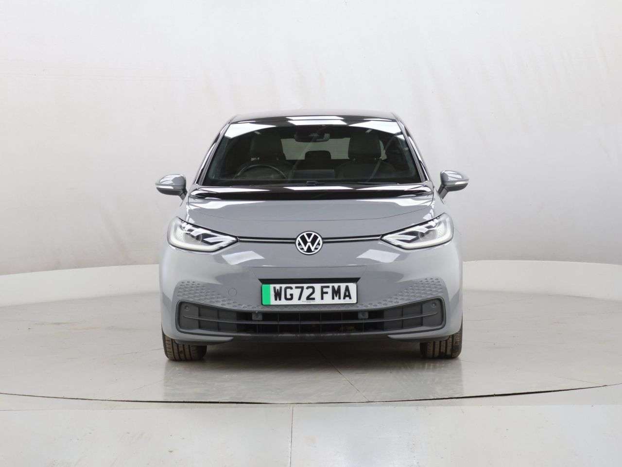 A 2022 VOLKSWAGEN ID3 Pro 58kWh Family Hatchback 5dr Electric Auto (145 ps) A 2022 VOLKSWAGEN ID3 Pro 58kWh Family Hatchback 5dr Electric Auto (145 ps)