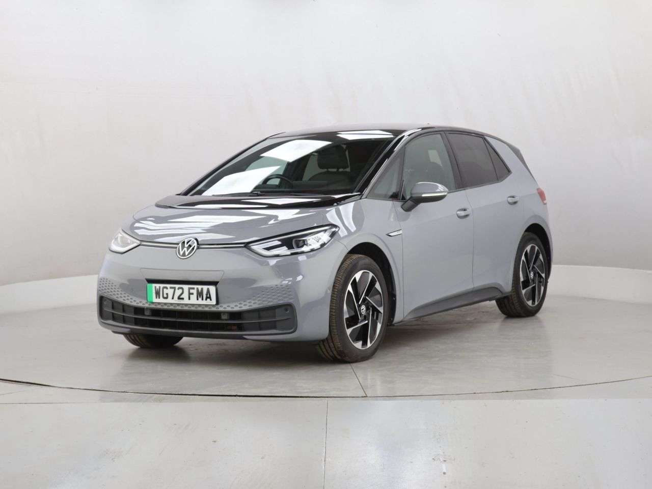 A 2022 VOLKSWAGEN ID3 Pro 58kWh Family Hatchback 5dr Electric Auto (145 ps) A 2022 VOLKSWAGEN ID3 Pro 58kWh Family Hatchback 5dr Electric Auto (145 ps)