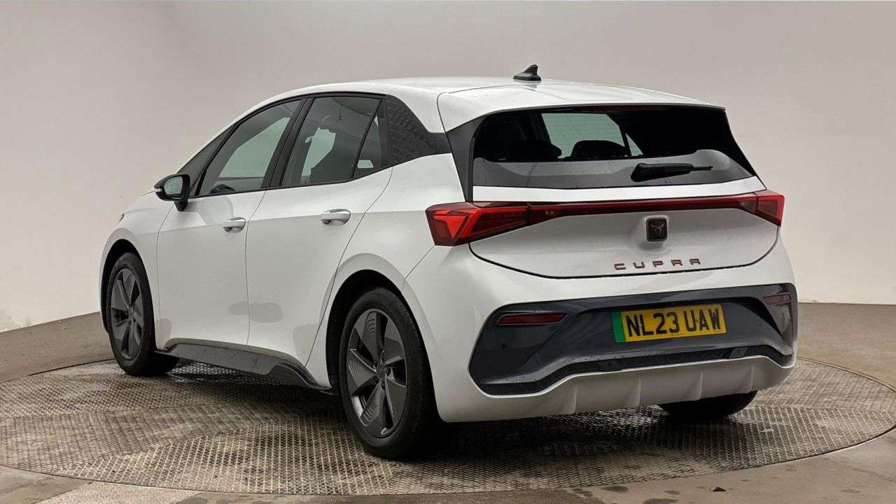 A 2023 CUPRA BORN 58kWh V1 Hatchback 5dr Electric Auto (204 ps) A 2023 CUPRA BORN 58kWh V1 Hatchback 5dr Electric Auto (204 ps)