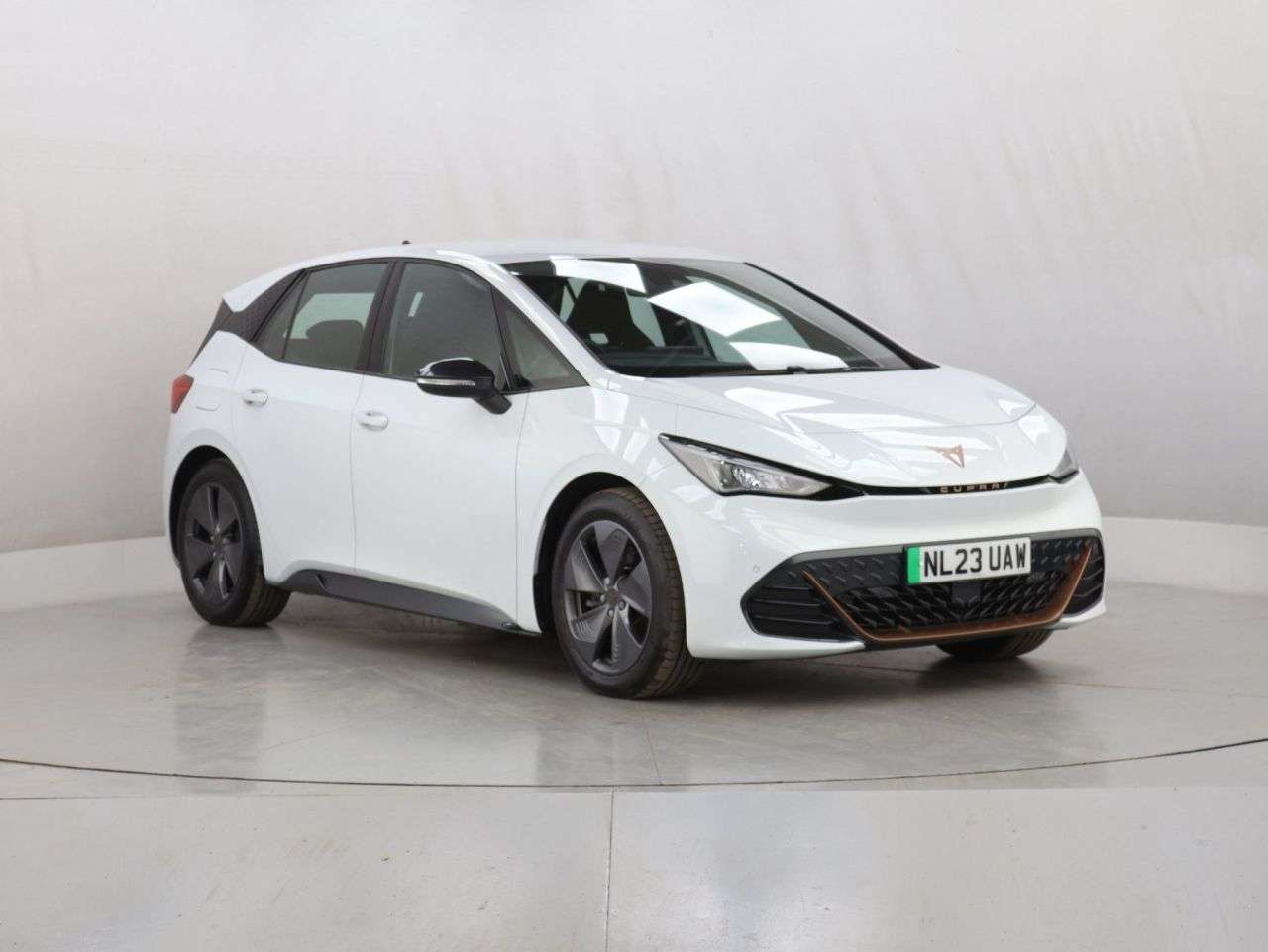 A 2023 CUPRA BORN 58kWh V1 Hatchback 5dr Electric Auto (204 ps) A 2023 CUPRA BORN 58kWh V1 Hatchback 5dr Electric Auto (204 ps)