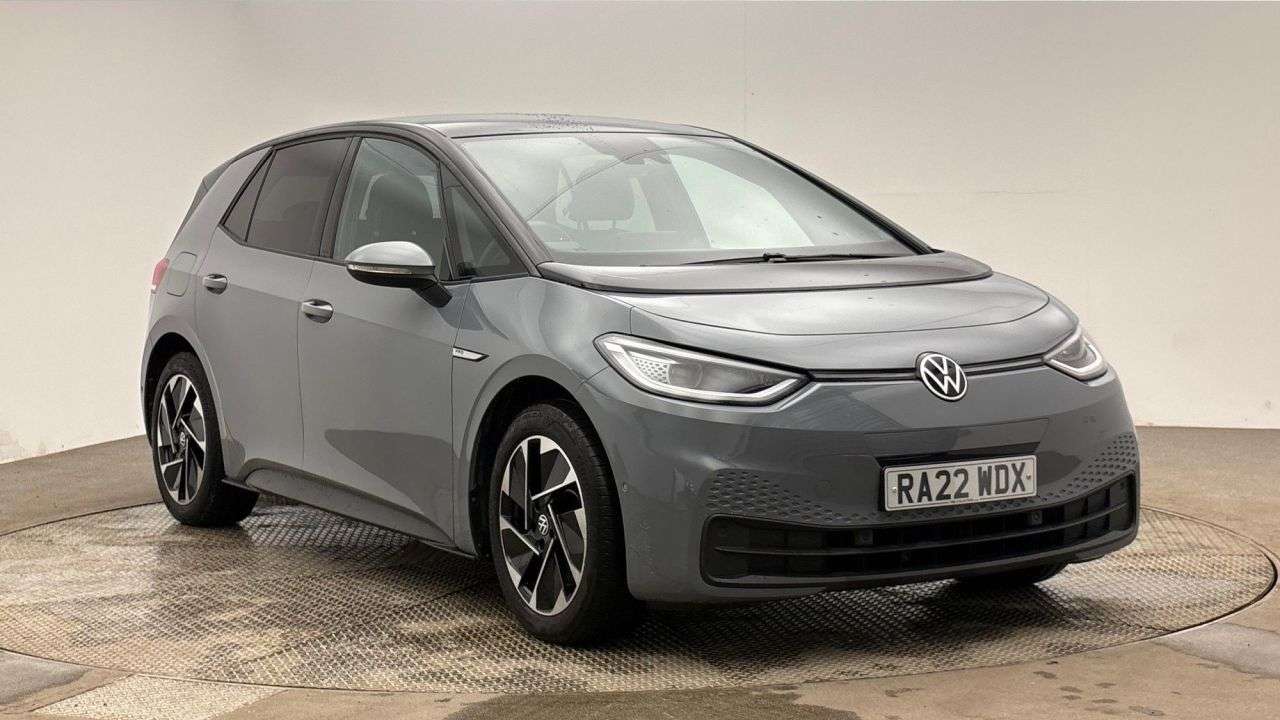 A 2022 VOLKSWAGEN ID3 Pro Performance 58kWh Family Hatchback 5dr Electric Auto (204 ps) A 2022 VOLKSWAGEN ID3 Pro Performance 58kWh Family Hatchback 5dr Electric Auto (204 ps)