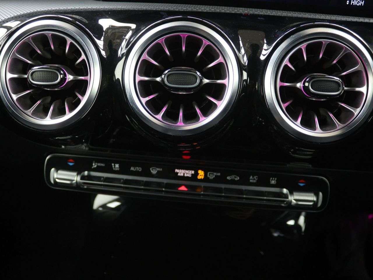 2022 MERCEDES-BENZ A CLASS 2022 MERCEDES-BENZ A CLASS