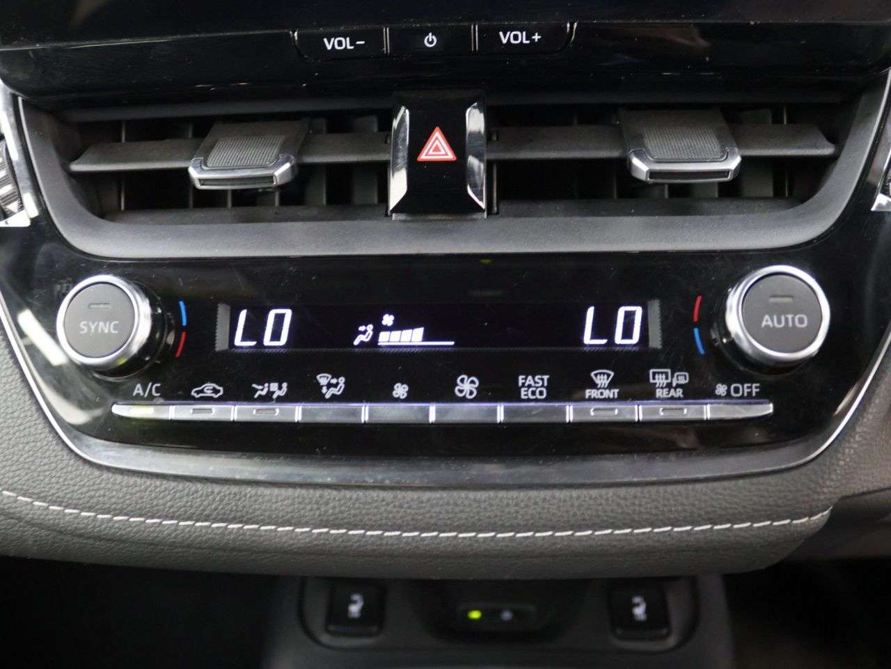 2024 TOYOTA COROLLA 2024 TOYOTA COROLLA