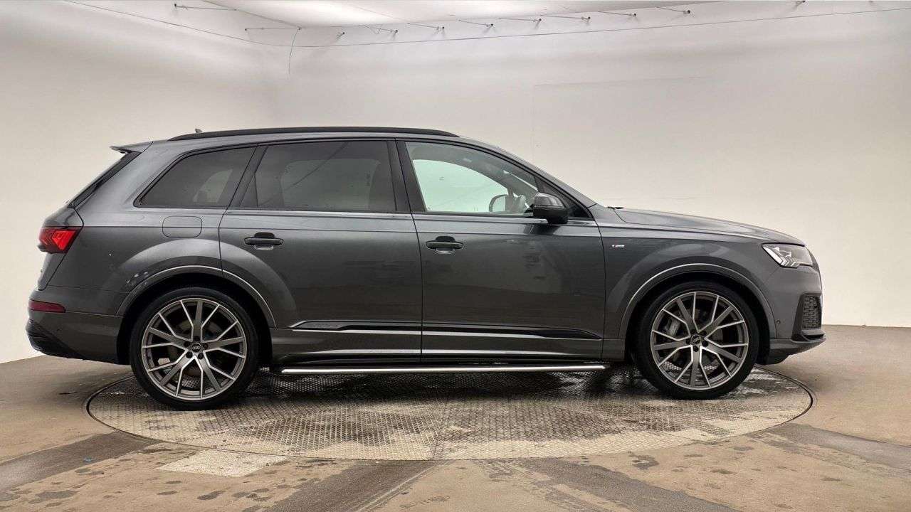 A 2022 AUDI Q7 3.0 TFSI V6 55 Vorsprung SUV 5dr Petrol Tiptronic quattro Euro 6 (s/s) (340 A 2022 AUDI Q7 3.0 TFSI V6 55 Vorsprung SUV 5dr Petrol Tiptronic quattro Euro 6 (s/s) (340