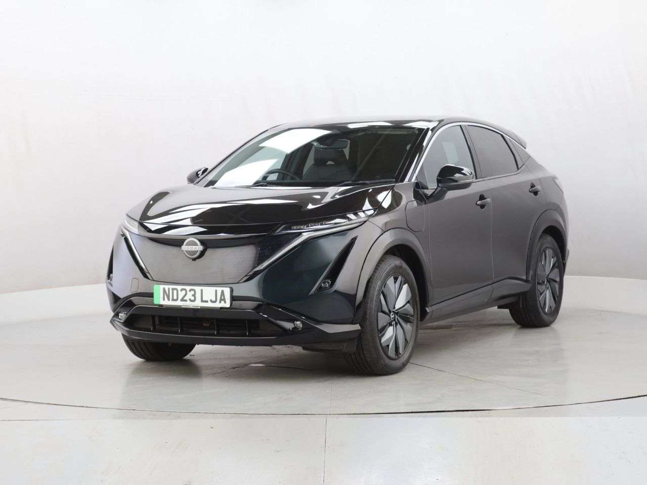 A 2023 NISSAN ARIYA 63kWh Advance SUV 5dr Electric Auto 7.4kW Charger (217 ps) A 2023 NISSAN ARIYA 63kWh Advance SUV 5dr Electric Auto 7.4kW Charger (217 ps)