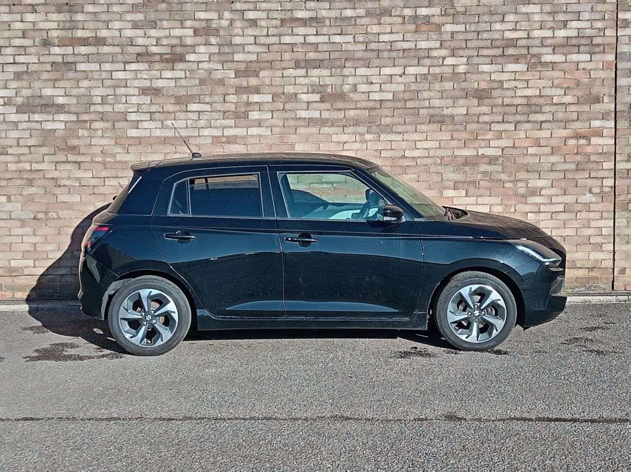 A 2024 SUZUKI SWIFT 1.2 MHEV Ultra Hatchback 5dr Petrol Hybrid CVT Euro 6 (s/s) (82 ps) A 2024 SUZUKI SWIFT 1.2 MHEV Ultra Hatchback 5dr Petrol Hybrid CVT Euro 6 (s/s) (82 ps)