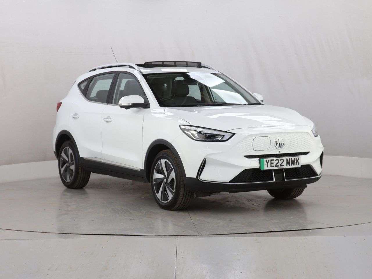 A 2022 MG MG ZS 51.1kWh Trophy SUV 5dr Electric Auto (176 ps) A 2022 MG MG ZS 51.1kWh Trophy SUV 5dr Electric Auto (176 ps)