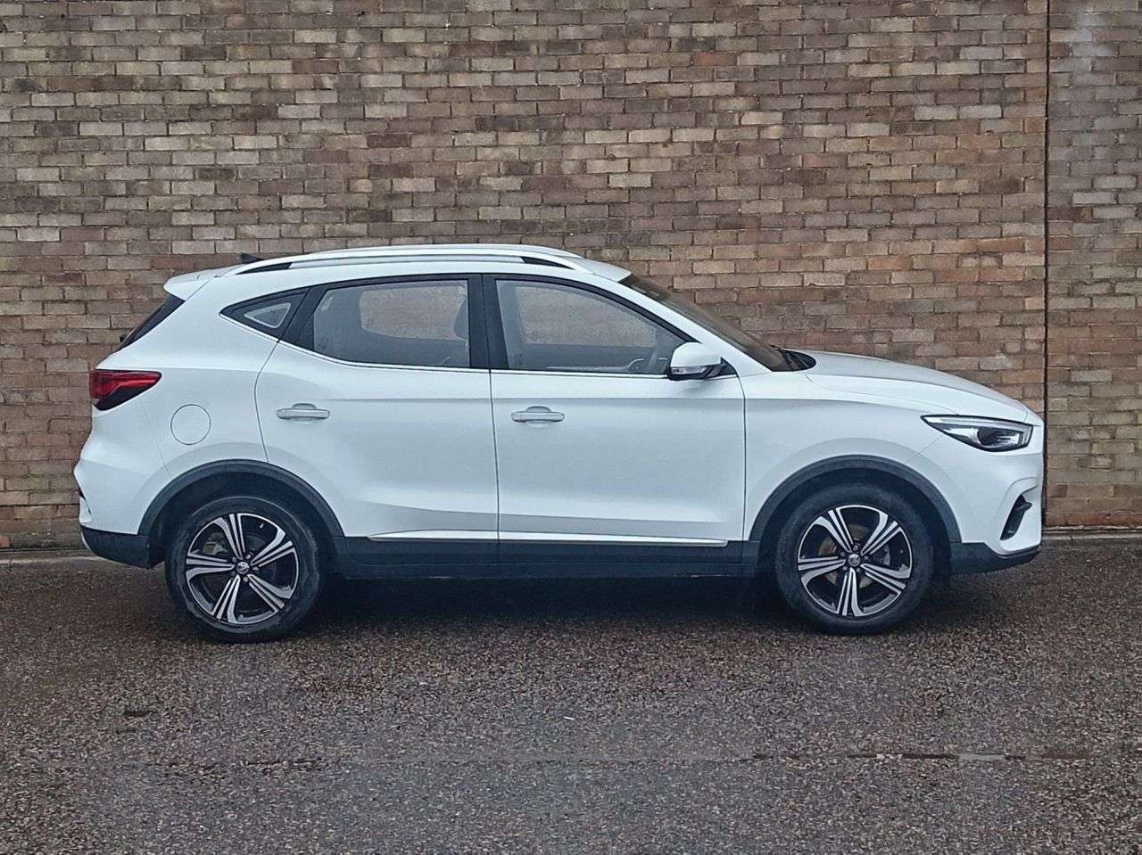 A 2022 MG MG ZS 1.5 VTi-TECH Excite SUV 5dr Petrol Manual Euro 6 (s/s) (106 ps) A 2022 MG MG ZS 1.5 VTi-TECH Excite SUV 5dr Petrol Manual Euro 6 (s/s) (106 ps)