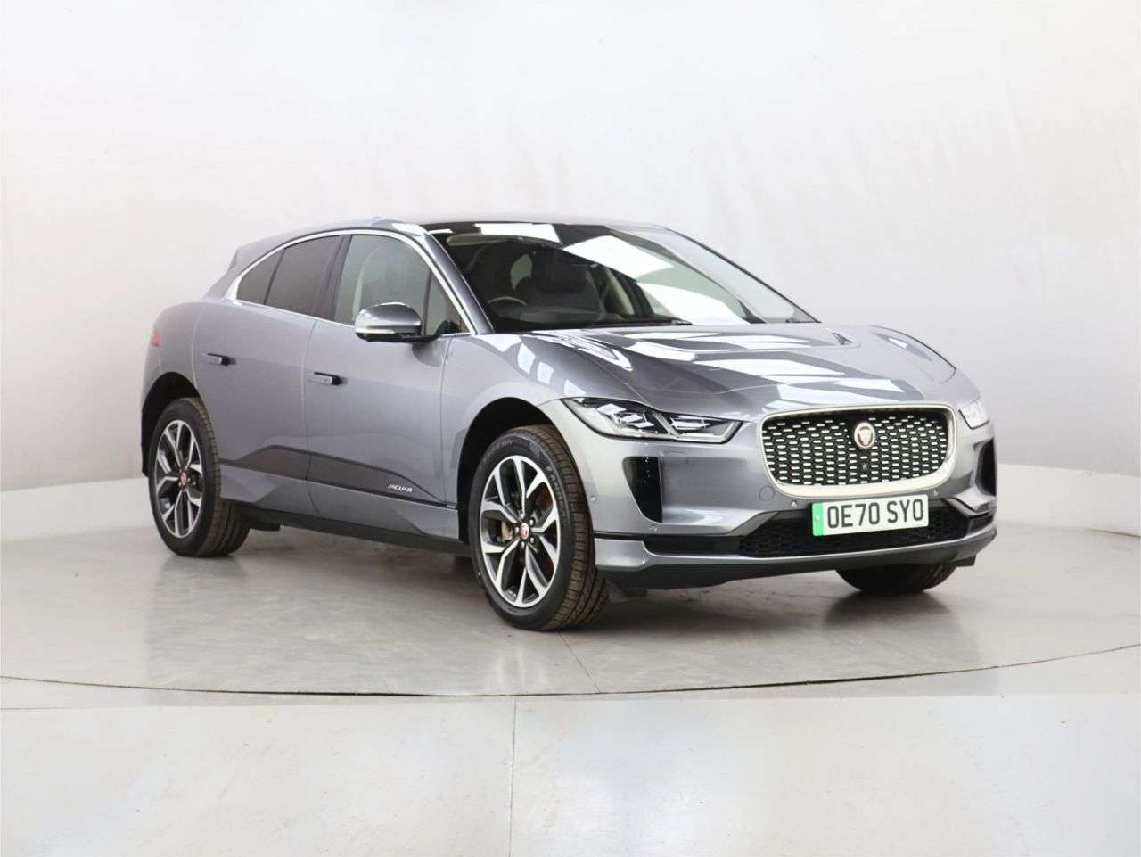 A 2020 JAGUAR I-PACE 400 90kWh HSE SUV 5dr Electric Auto 4WD (400 ps) A 2020 JAGUAR I-PACE 400 90kWh HSE SUV 5dr Electric Auto 4WD (400 ps)