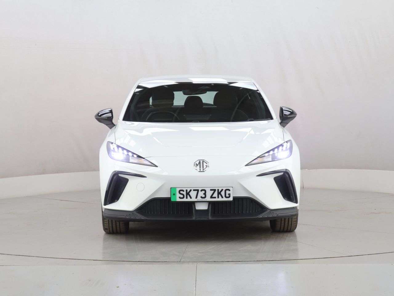 A 2023 MG MG 4 64kWh SE Long Range Hatchback 5dr Electric Auto (203 ps) A 2023 MG MG 4 64kWh SE Long Range Hatchback 5dr Electric Auto (203 ps)
