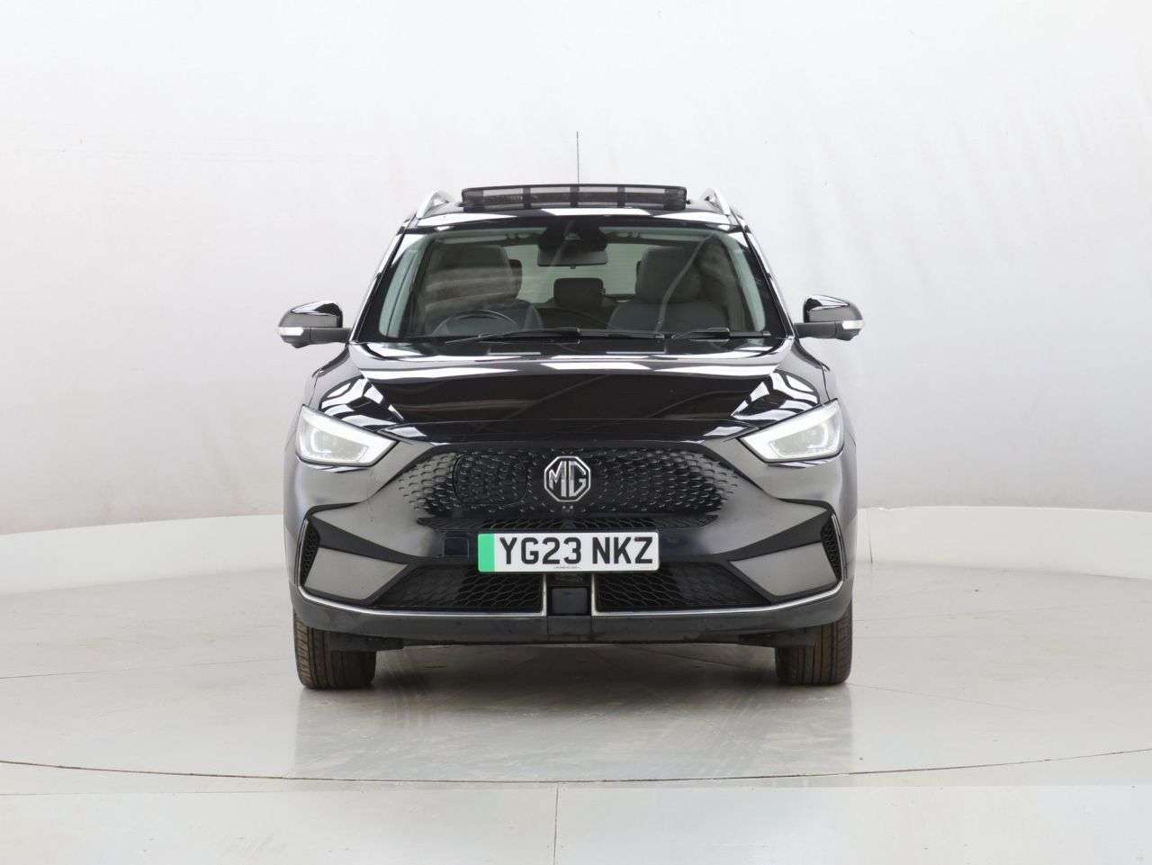 A 2023 MG MG ZS 72.6kWh Trophy Connect Long Range SUV 5dr Electric Auto (156 ps) A 2023 MG MG ZS 72.6kWh Trophy Connect Long Range SUV 5dr Electric Auto (156 ps)