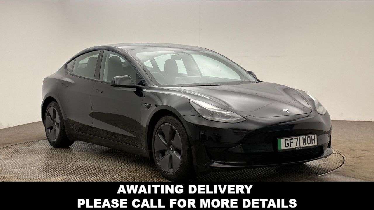 A 2021 TESLA MODEL 3 Standard Range Plus Saloon 4dr Electric Auto RWD (241 bhp) A 2021 TESLA MODEL 3 Standard Range Plus Saloon 4dr Electric Auto RWD (241 bhp)